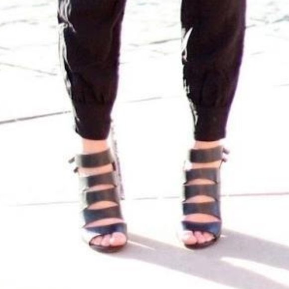 Leather Stacked Heel - Picture 2 of 11